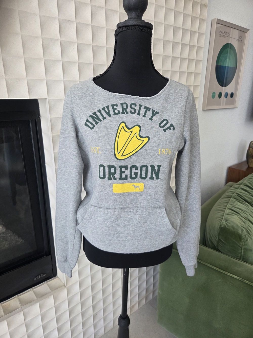 University of Oregon Ducks PINK by Victoria Secret + Jones & Mitchell Sweatshirt